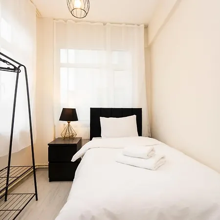 Apartamento Cozy With Sea View In Beyoglu Istambul