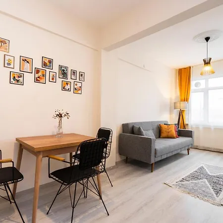 Apartamento Cozy With Sea View In Beyoglu Istambul